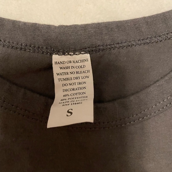 Halloween Iconic Characters Gray Tee size Small - Picture 3 of 3